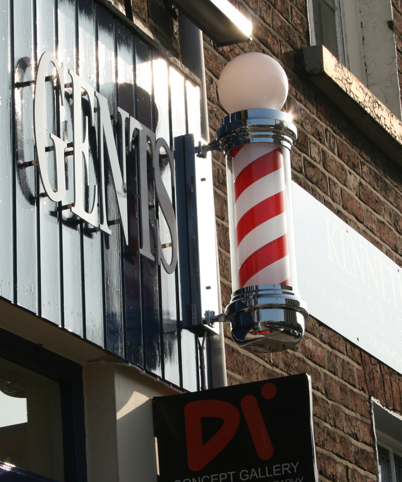 Chrome Traditional Revolving/illuminated barbers pole-0